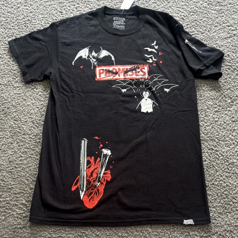 Broken Promises Dracula Graphic T Shirt Mens Medium 100% Cotton NWOT Black